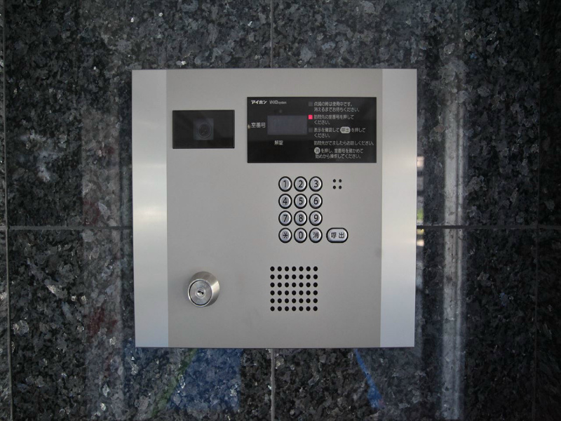 白壁リンクス エントランス　オートロック