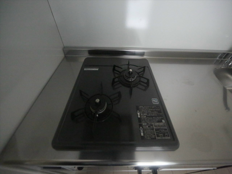 ＣＲＡＳＴＩＮＥ高畑 システムキッチン（ガス2口）冷蔵庫・レンジ等ご用意できます