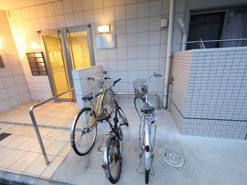 カーサ千年 敷地内駐輪場