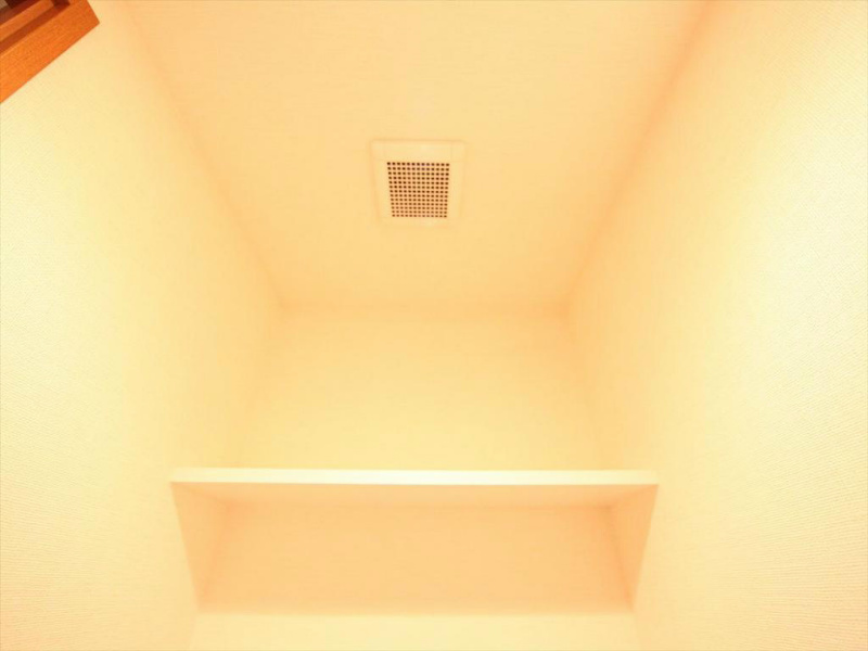 カーサ千年 トイレの上部収納棚（便利です）