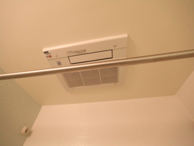 プログレッソ花の木 浴室暖房乾燥機　24時間換気機能バスルーム
