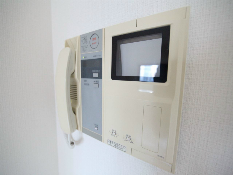 すまいる春岡 オートロックモニターインターホン付