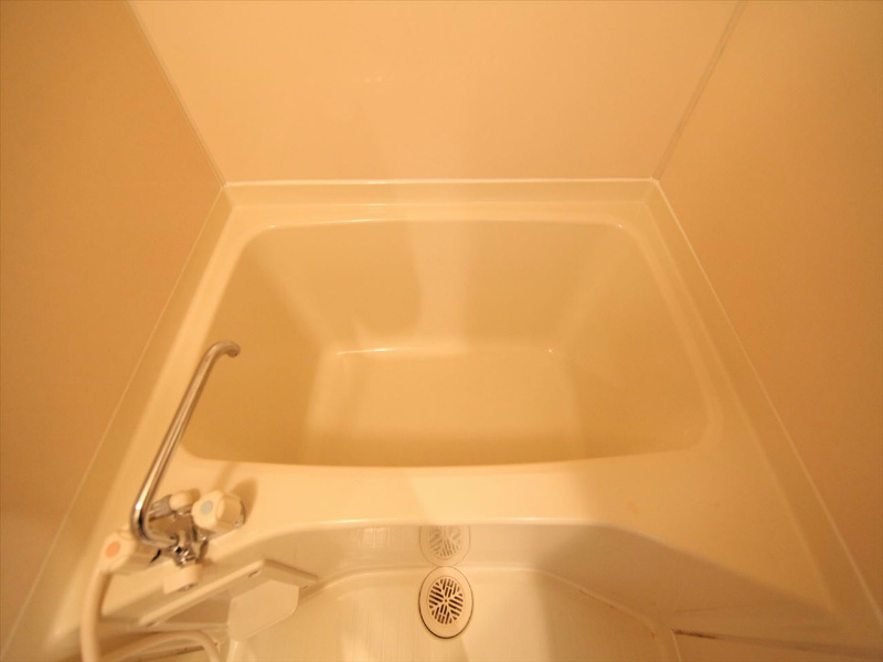 すまいる春岡 お風呂トイレ別浴室暖房乾燥機能付きバス　