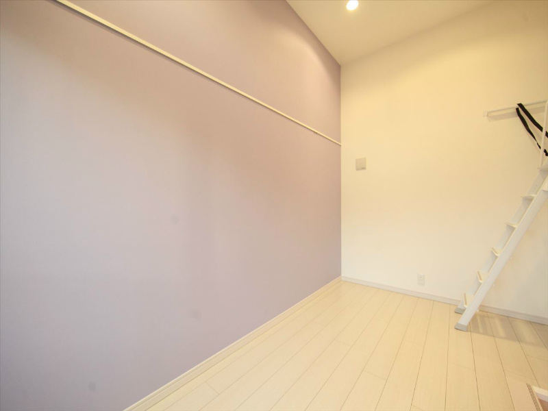 Ｍ.Ｋオリオン名古屋 上段洋室5.1帖　ロフト5.1帖（収納でも部屋でも使えます）