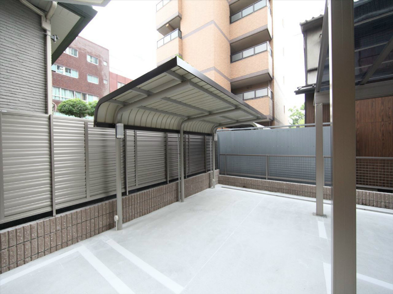 オーベル城西 屋根付き駐輪場