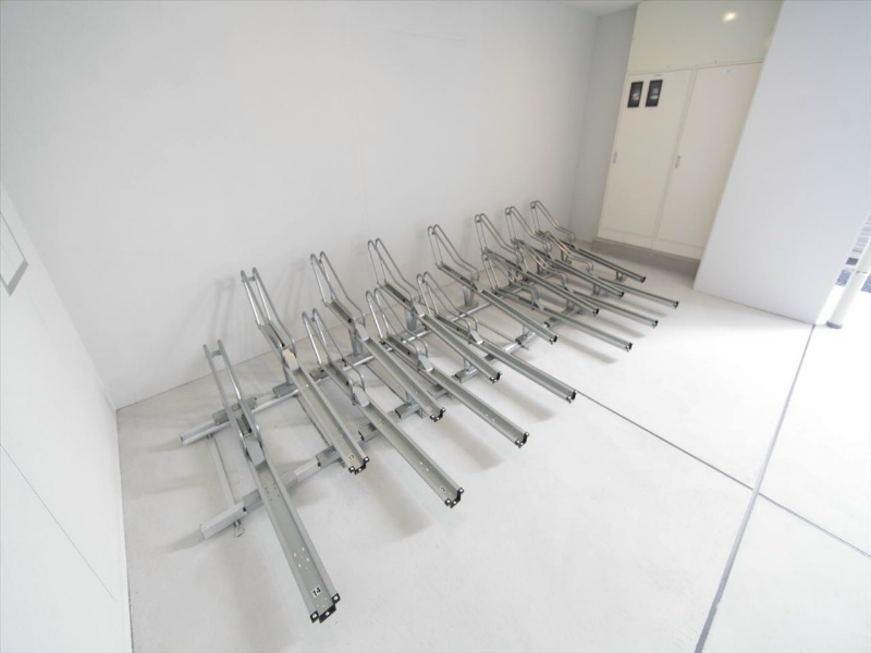 プログレッソ桜山 屋根付き駐輪場
