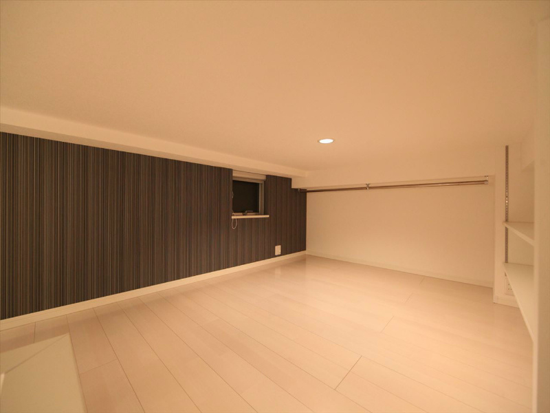 Ｋ’ｓＧａｒｄｅｎ栄生 上階ロフト6帖（収納としてもお部屋としても使えます）