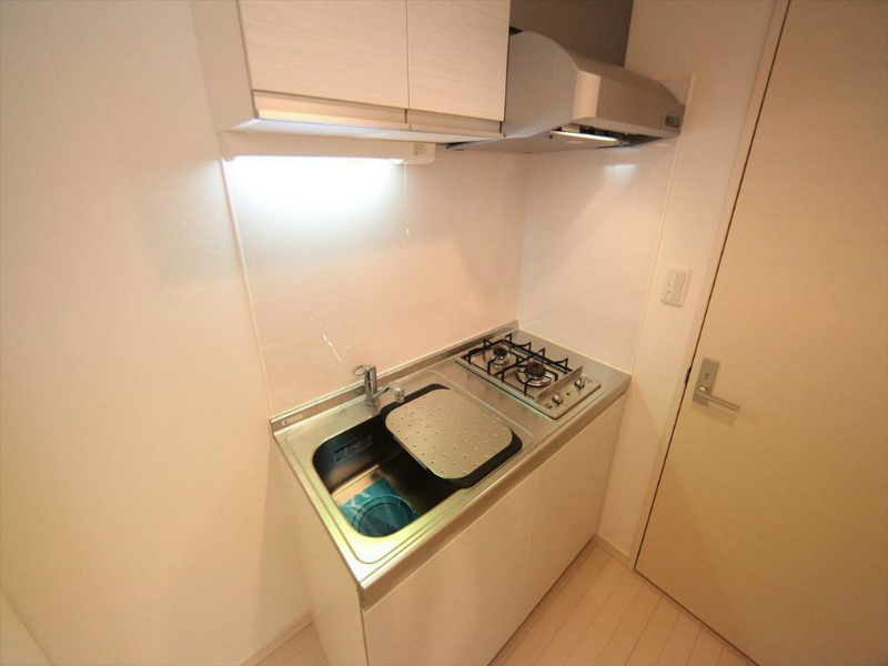 ゼウス システムキッチン（ガス2口）冷蔵庫・レンジ等ご用意できます