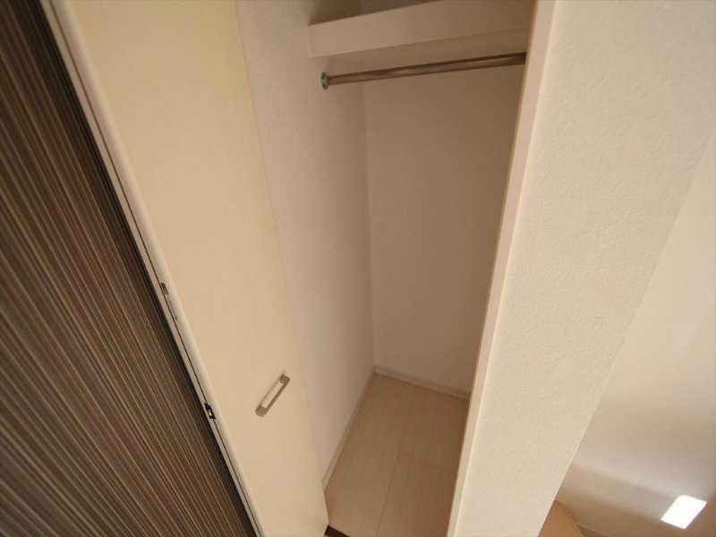 ゼウス クローゼット付（収納充実してます）
