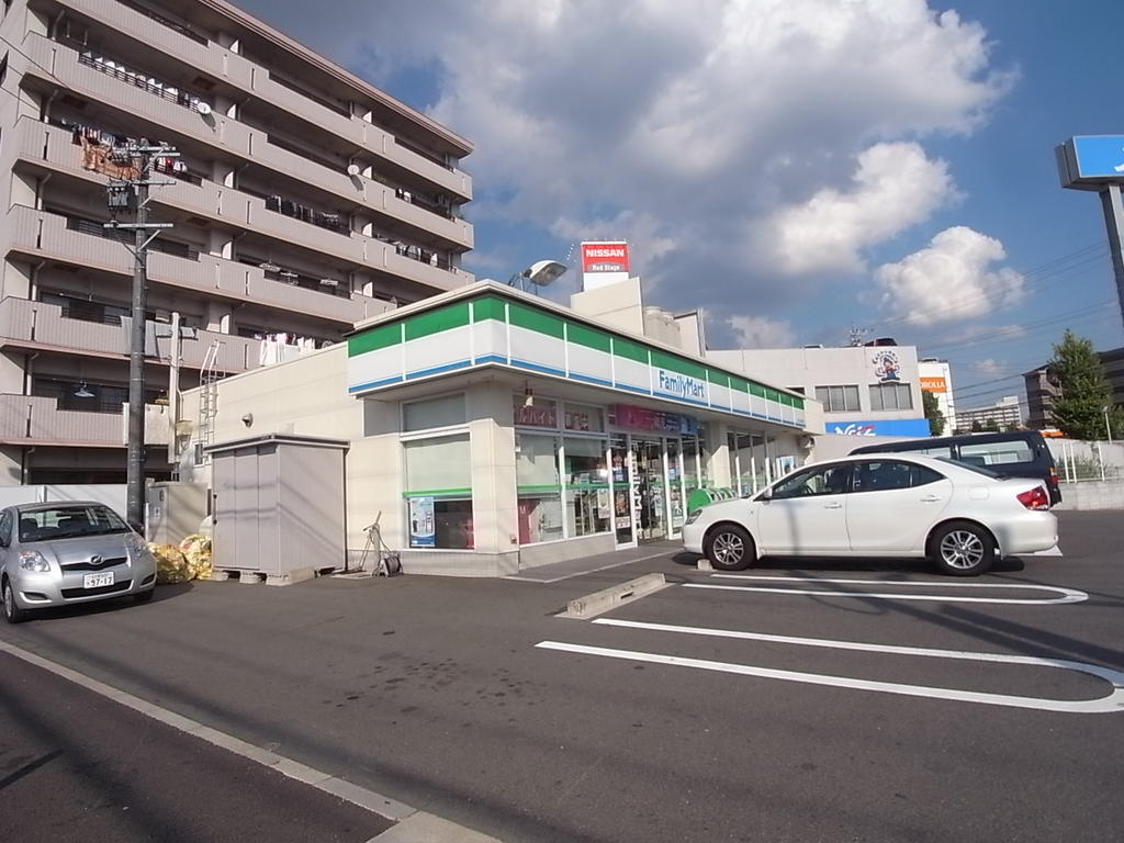 ゼウス ファミリーマート 名北辻本通店