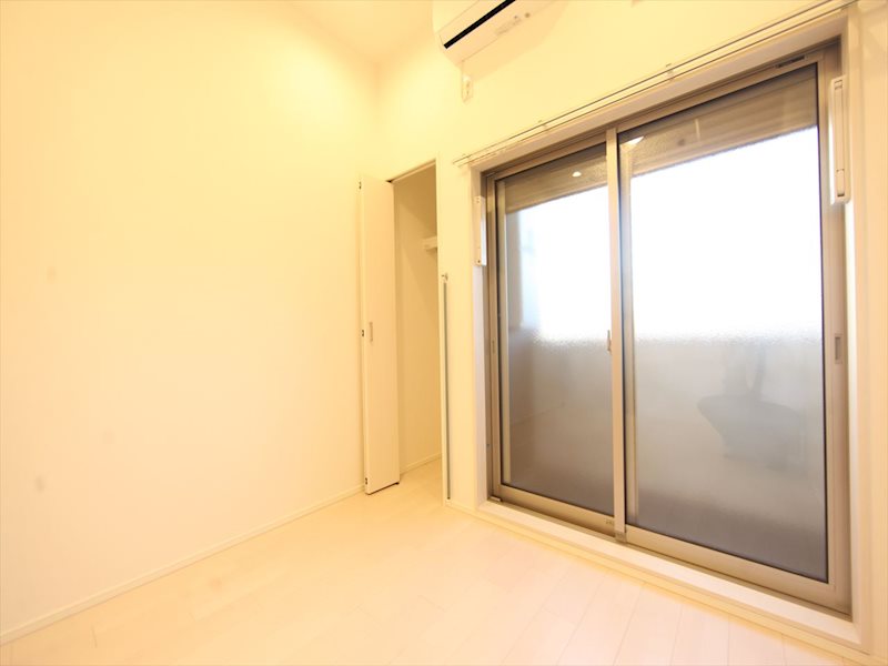 ハーモニーテラス志賀町 洋室6帖　ロフト6.2帖（収納にも寝室にも使えます）