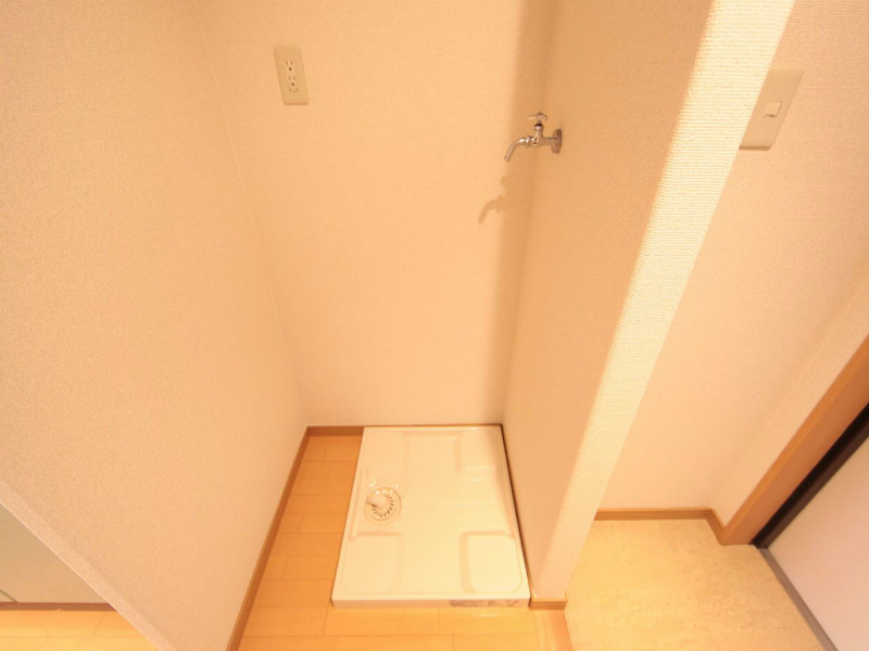セレブランド堀田駅前 室内洗濯機置場　洗濯機ご用意できます