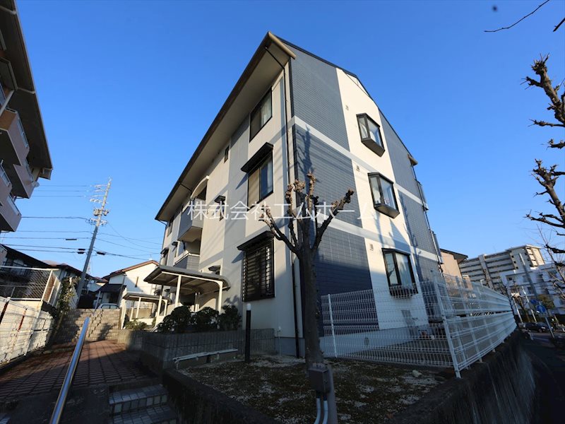 コーポ・ピスカ 外観　1フロア2部屋（全部屋角部屋）