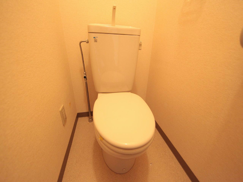 シェソワ駒方 トイレ（お風呂トイレ別）温水洗浄便座取り付け可