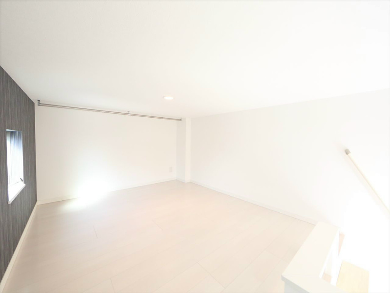 グランシャリオ 上階ロフト6.3帖（収納としてもお部屋としても使えます）