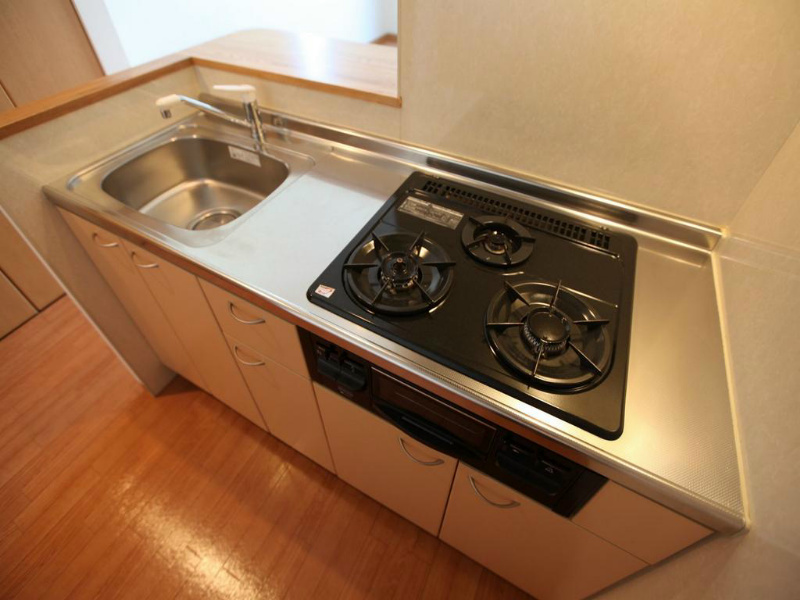 ロイヤルヘリテージ システムキッチン（ガス3口グリル）冷蔵庫レンジ等用意できます
