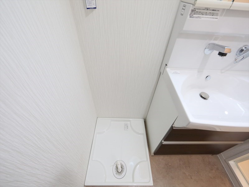 カーサニア尾頭橋 脱衣所　室内洗濯機置き場