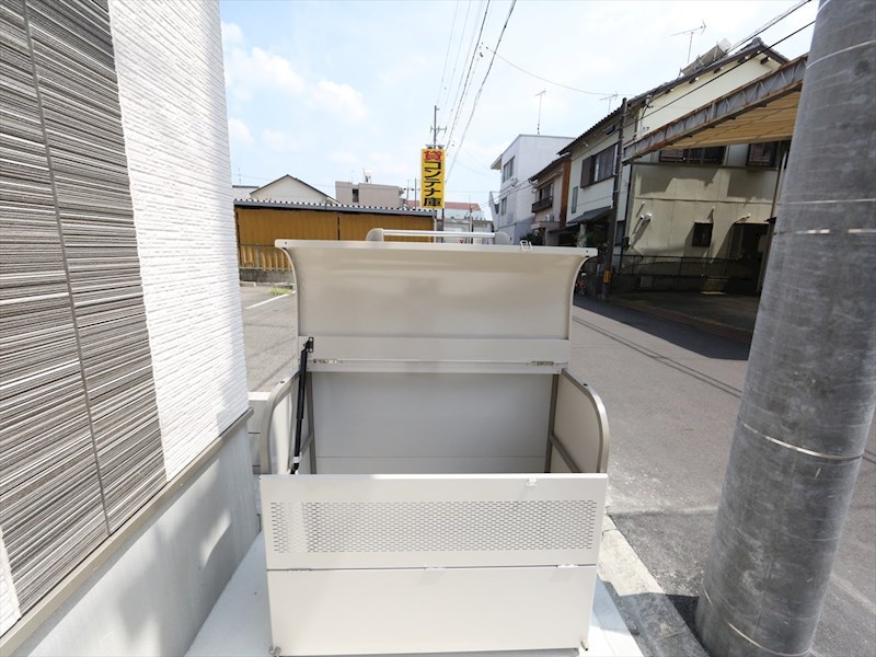 ハーモニーテラス名駅南 敷地内ゴミ置き場