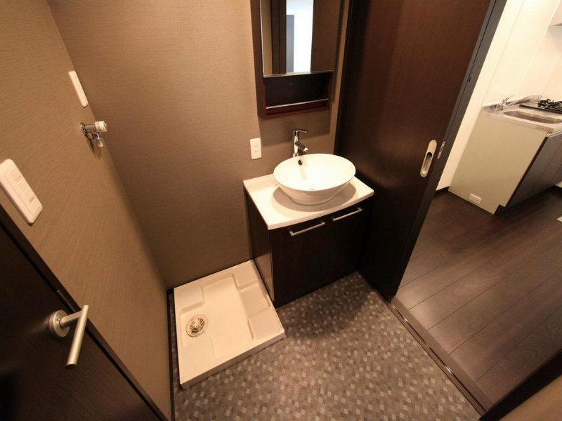 アプローズ  脱衣所　オシャレ独立洗面台　洗濯機ご用意できます