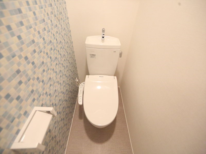 アールグランデ高畑 温水洗浄暖房便座付トイレ　同仕様写真