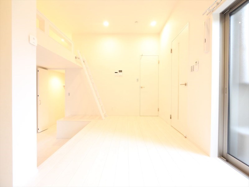プレミアムテラス松葉町 ＬＤＫ9.6帖　洋室3.6帖　ロフト3.6帖　同仕様写真
