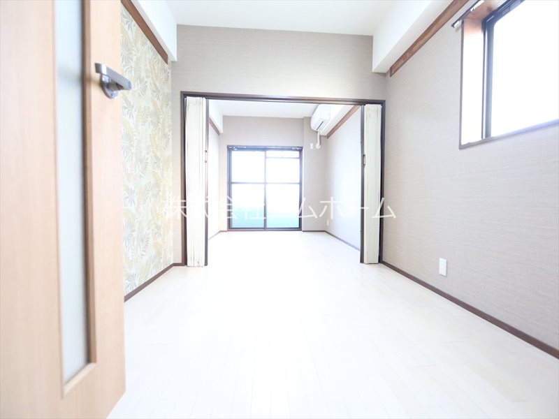 グリーンハイツ南久屋 洋室10帖　収納充実してます