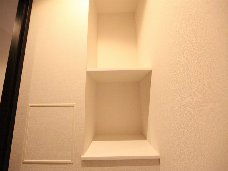 ＰａｃｅＰａｌａｚｚｏ（パーチェパラッツォ） トイレの収納棚