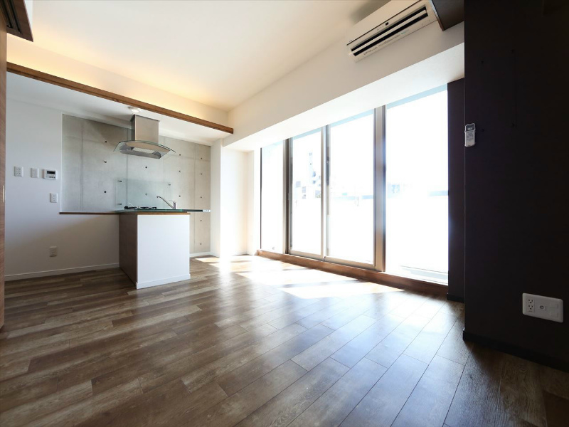 ＩＺ－Ｒｅｓｉｄｅｎｃｅ ＬＤＫ12帖　洋室5帖とつなげても仕切っても使えます