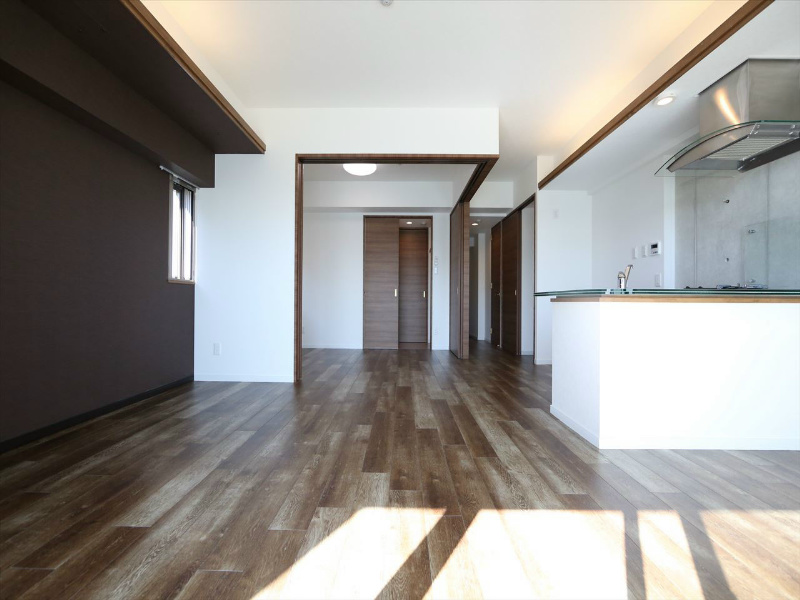 ＩＺ－Ｒｅｓｉｄｅｎｃｅ ＬＤＫ12帖　洋室5帖とつなげても仕切っても使えます