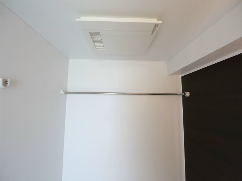 ＩＺ－Ｒｅｓｉｄｅｎｃｅ 浴室暖房乾燥機　24時間換気機能付バスルーム