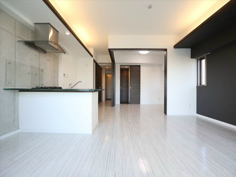 ＩＺ－Ｒｅｓｉｄｅｎｃｅ ＬＤＫ11.8帖　洋室5帖　繋げて使用ができます