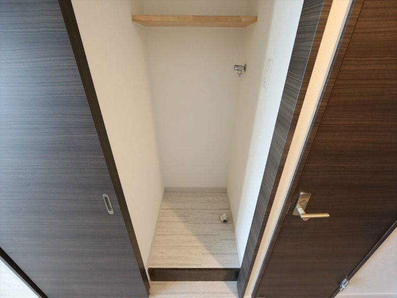 ＩＺ－Ｒｅｓｉｄｅｎｃｅ 室内洗濯機置き場