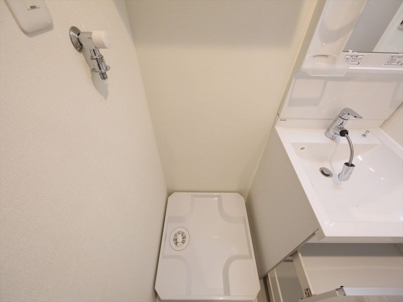 ハーモニーテラス庄内通 脱衣所　室内洗濯機置き場　同仕様写真