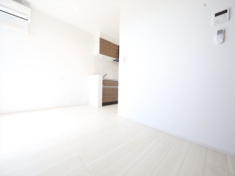 Ｒ－Ｓｍａｒｔ大曽根 ＬＤＫ8.5帖　システムキッチン　エアコン完備　同仕様写真