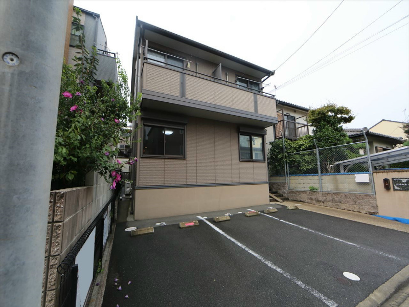 外観 1フロア2部屋(全部屋角部屋)