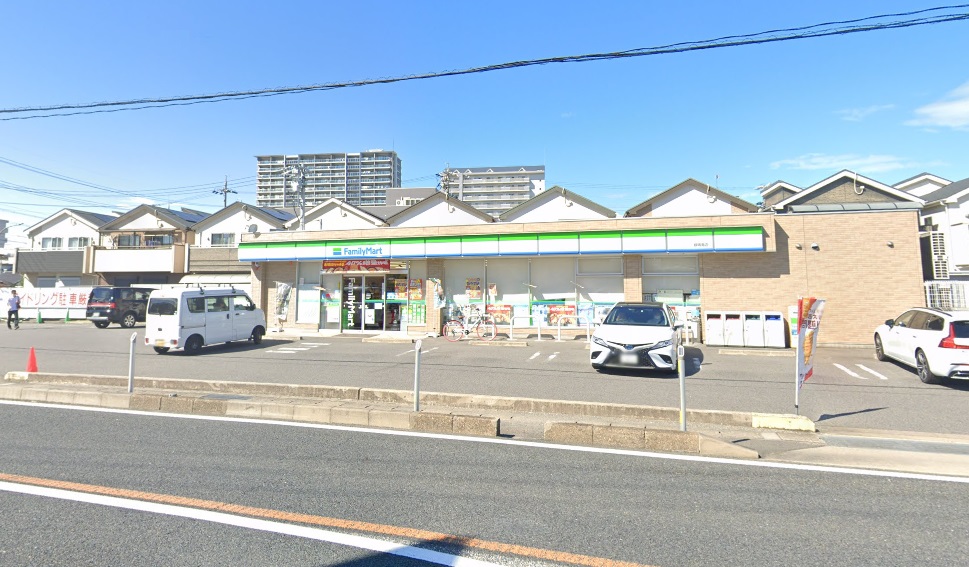 Ａｒｃａｄｉａ鳴海 ファミリーマート 緑鳴海店