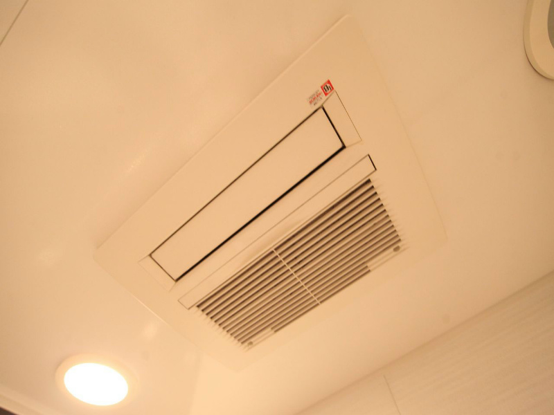 ｍｅＬｉｖ上前津 浴室暖房乾燥機　24時間換気機能付バスルーム