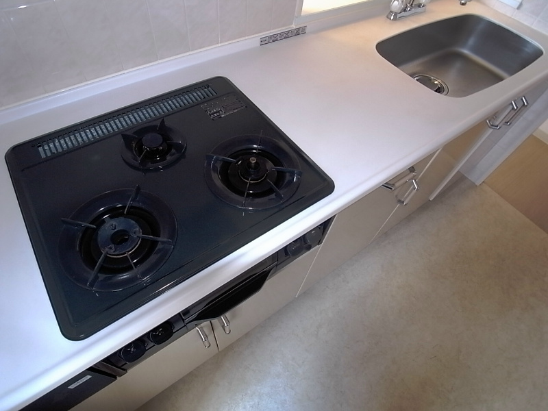 ｗｉｌｌＤｏ伝馬町 システムキッチン（ガス3口グリル）冷蔵庫レンジ等用意できます