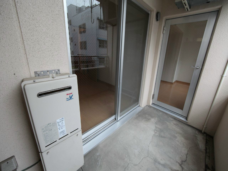 スリーウェイ金山 ２ＷＡＹバルコニー　南向き
