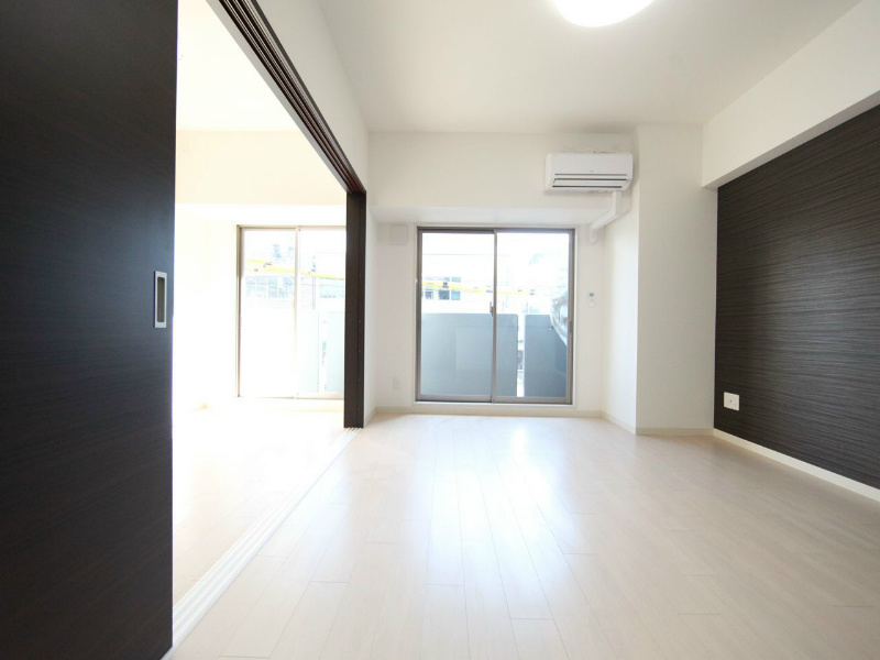 ＧＲＡＮＤＵＫＥ丸田町（グランデューク丸田町） ＬＤＫ15.3帖　洋室5.7帖とつなげても仕切っても使えます