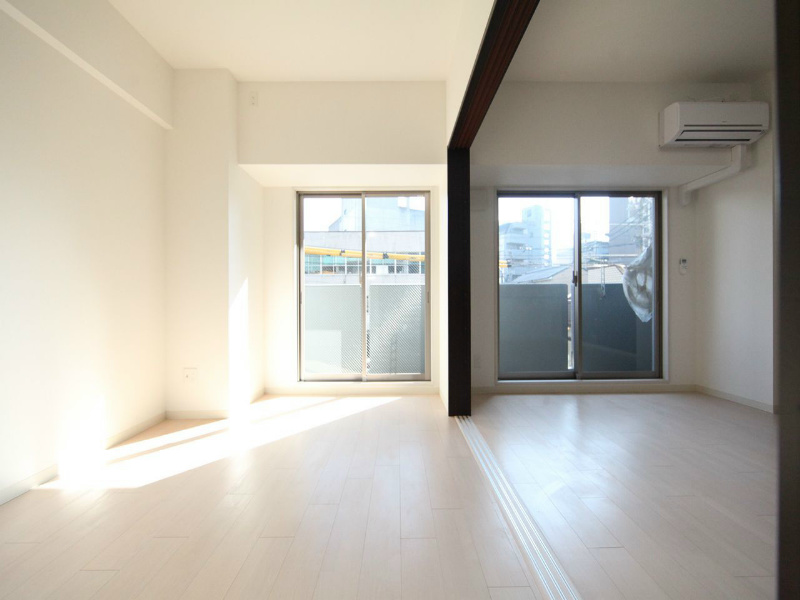 ＧＲＡＮＤＵＫＥ丸田町（グランデューク丸田町） 洋室5.7帖　ウォークインクローゼット（収納充実してます）