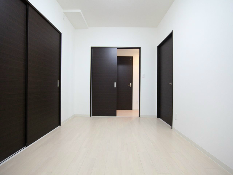 ＧＲＡＮＤＵＫＥ丸田町（グランデューク丸田町） 洋室6帖　クローゼット付（収納充実してます）