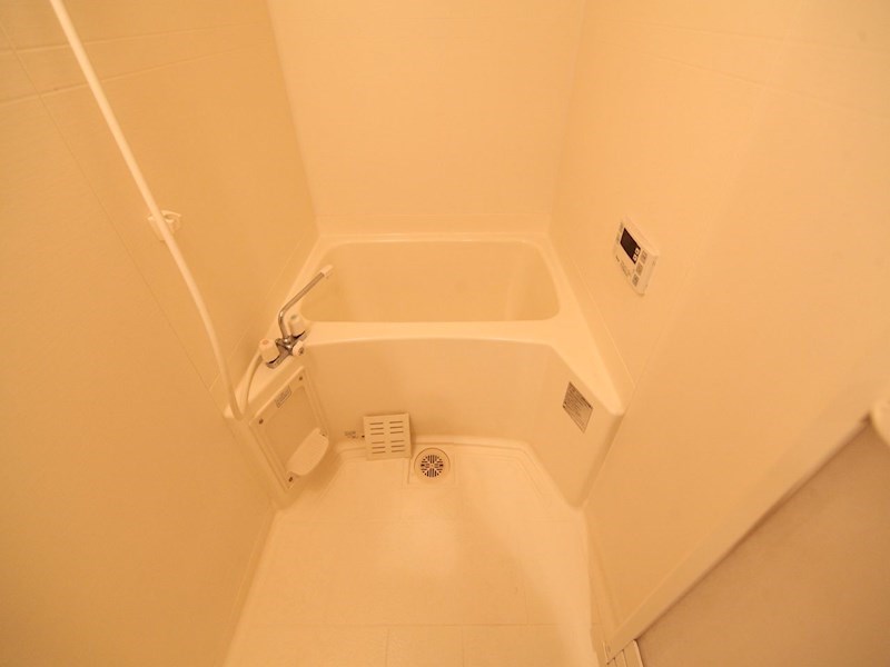 フローライト上前津 追い焚き　オートバス機能付バスルーム（お風呂トイレ別）