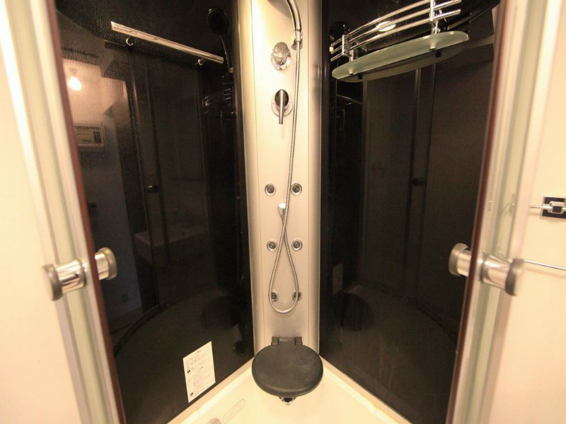 リンデンバウムＪ６  Ｂ棟 オシャレなシャワーブース