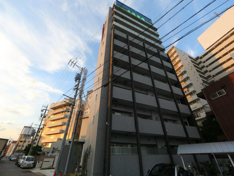 外観　インターネット無料　オートロック付 防犯カメラ付　駐輪場完備