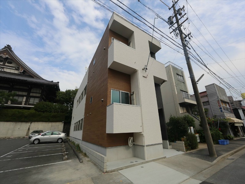 外観　オートロック付　デザイナーズ　光インターネット無料