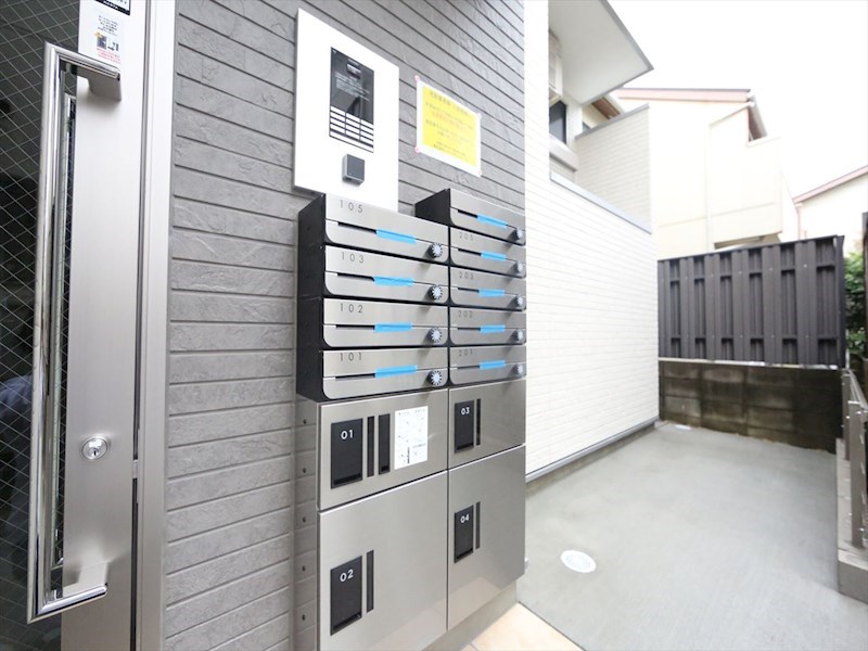 ラファージュ東海通 宅配ＢＯＸ・集合ポスト有り