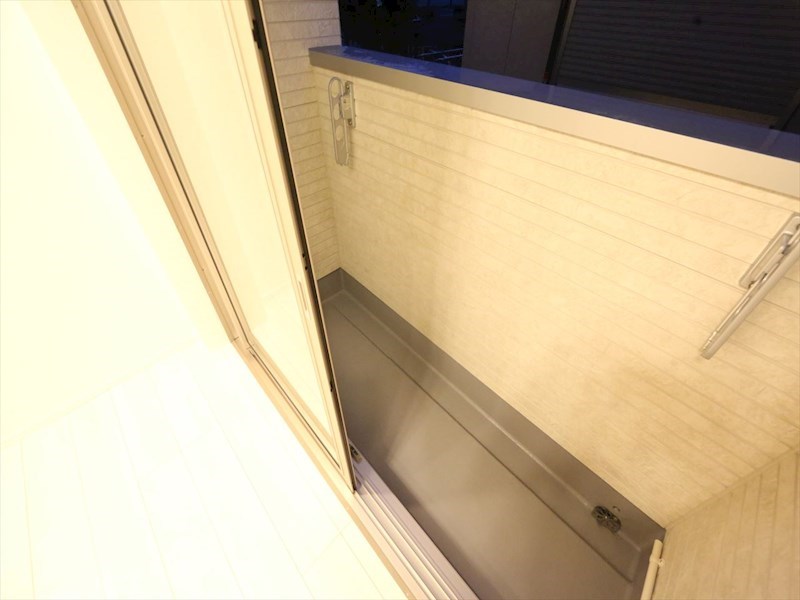 ラファージュ東海通 バルコニー