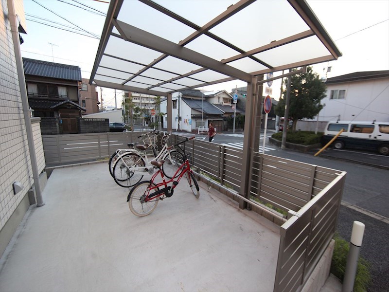 Ｔｉ　Ｌｅａｆ瑞穂 屋根付き駐輪場