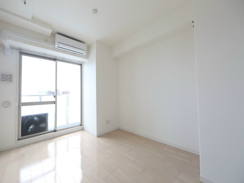 ＥＲＵＺＡＢＬＤＧ.名古屋駅前（エルザビル名古屋駅前） 洋室6.8帖　クローゼット付（収納充実してます）